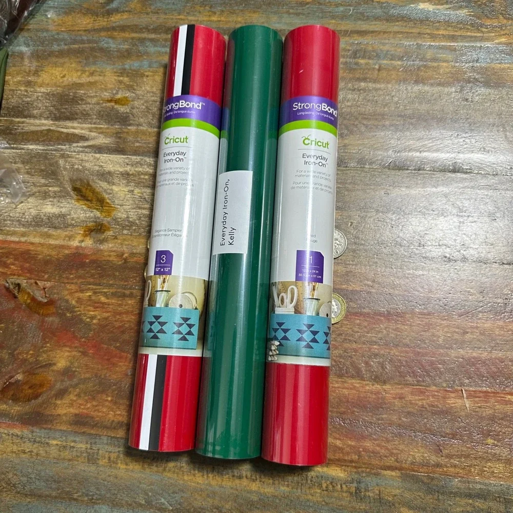 Cricut Everyday Iron-On Vinyl Bundle Red Kelly Green Elegance Sampler 3 Rolls